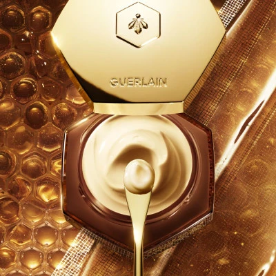 Guerlain Abeille Royale Honey Treatment Crème Nuit 8 Guerlain Abeille Royale Honey Treatment Crème Nuit – Image 8