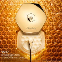 Guerlain Abeille Royale Huile-en-Baume Jeunesse Réparation Intense 9 Guerlain Abeille Royale Huile-en-Baume Jeunesse Réparation Intense -Kapao Boutique abeille royale huile en baume jeunesse reparation intense 3