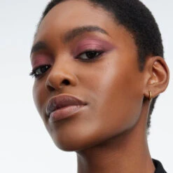 Yves Saint Laurent Couture Mini Clutch Palette De Fards à Paupières - Pigments Intenses - Longue Tenue -Kapao Boutique coutur mini clutch 3