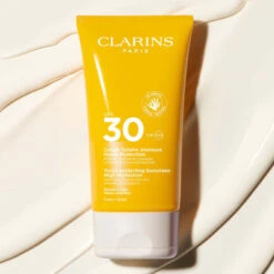 Clarins Crème Solaire Jeunesse Haute Protection SPF30 Crème Solaire -Kapao Boutique creme solaire 4