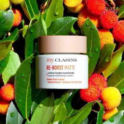 Clarins RE-BOOST MATTE Crème Hydra-matifiante - Peaux Mixtes à Grasses 4 Clarins RE-BOOST MATTE Crème Hydra-matifiante - Peaux Mixtes à Grasses – Image 4