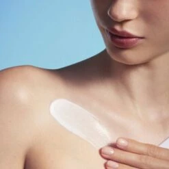 Biotherm Waterlover Spray Solaire Hydratant Multi-protection SPF50+ 8 Biotherm Waterlover Spray Solaire Hydratant Multi-protection SPF50+ -Kapao Boutique waterlover milky 3